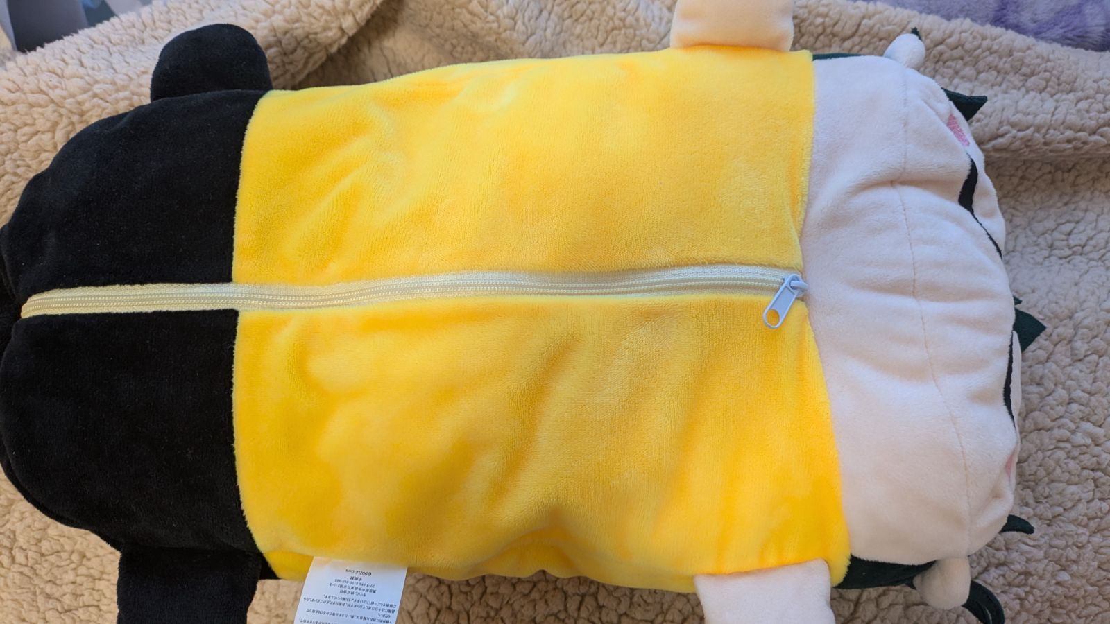 即発送【新品未使用品】ドズル社✕しまむら ダイカットマルチケース