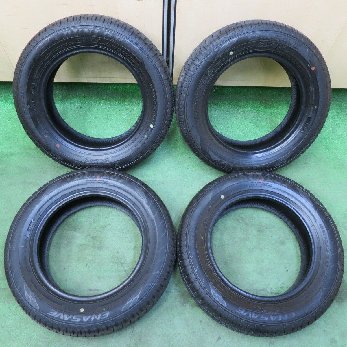 新車外し 23年 155 70R13 ダンロップ エナセーブ EC204 タイヤ 13インチ エブリイ バモス タウンボックス ネイキッド ミラ 等 5090408イノタ