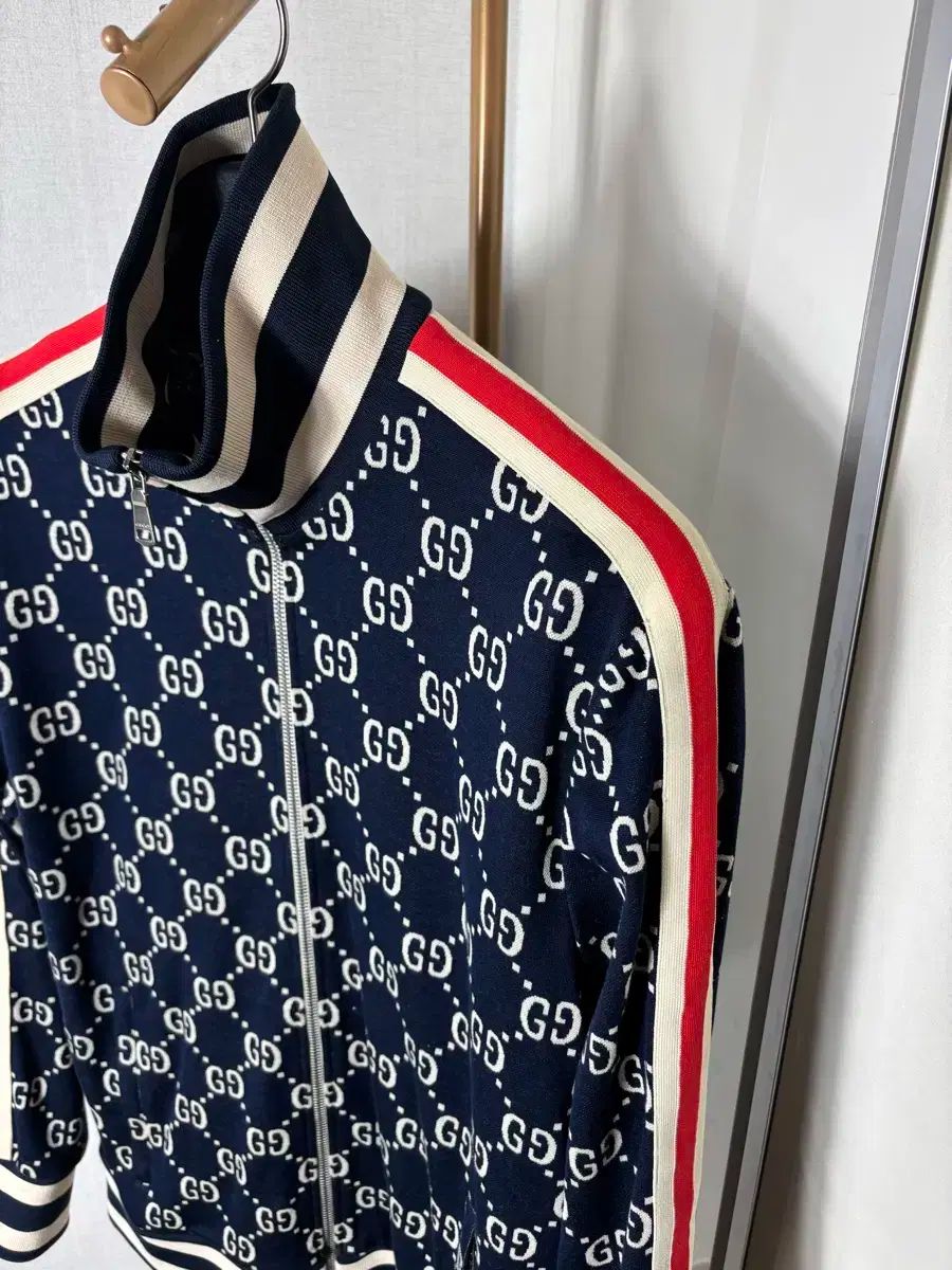 GUCCI グッチ