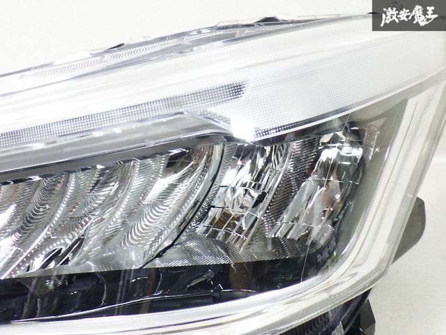 TOYOTA ライズ　純正ヘッドライト　左　A200A A210A TOYOTA ライズ 純正ヘッドライト 左 A200A A210A トヨタ ライズ A200A