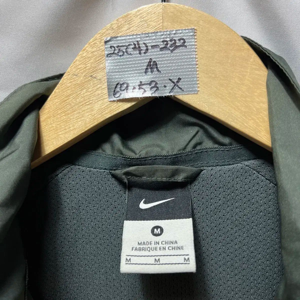 NIKE ナイキ