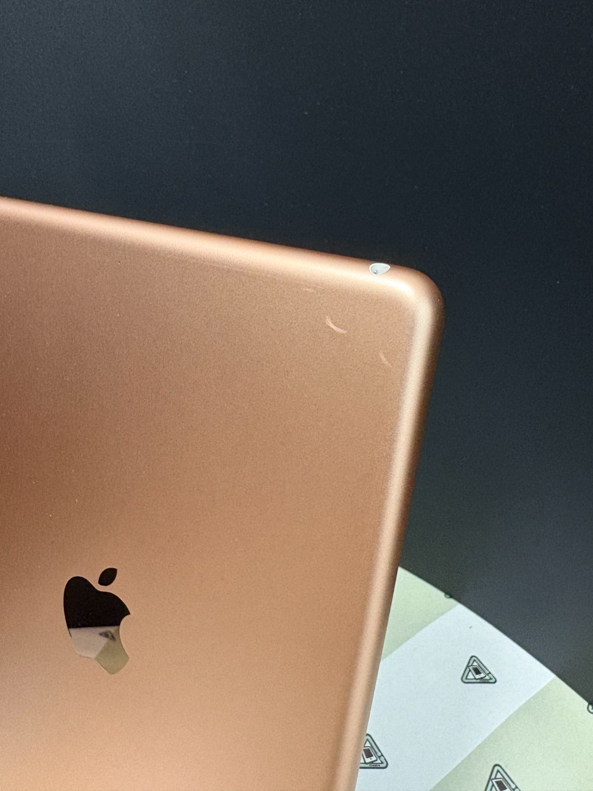 iPad 第6世代 128GB Wi-Fiモデル ゴールド No.86 - メルカリ