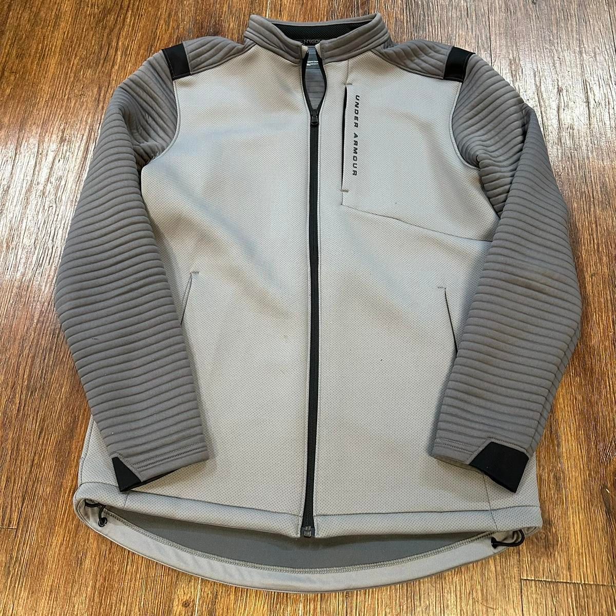 【Bunjang商品韓国直送】L サイズ UNDER ARMOUR(アンダーアーマー) ジップアップ です