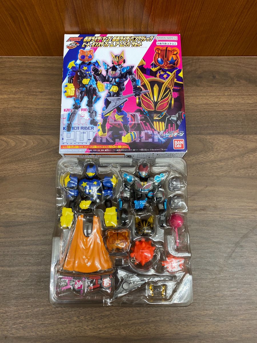 リボルブチェンジ PB02 仮面ライダーナーゴ＆パンクジャック