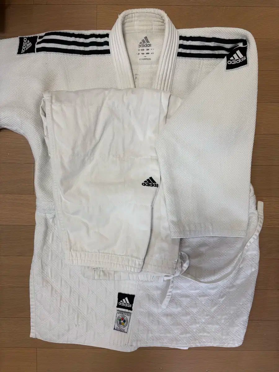 アディダス 旧モデル 選手用 柔道着