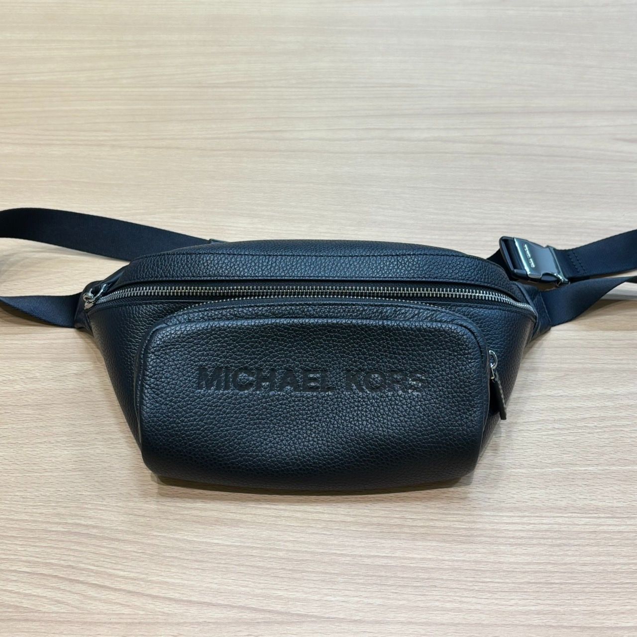EL5 MICHEALKORS マイケルコース レザー ロゴ 型押し ボディバッグ MK9818