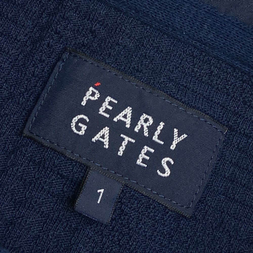 サイズ：1 PEARLY GATES パーリーゲイツ 2023年モデル 半袖ポロシャツ 襟プリーツ 総柄 ネイビー系 [240101488524] ゴルフウェア レディース ストスト サイズ：1 PEARLY GATES パーリーゲイツ 2023年モデル 半袖