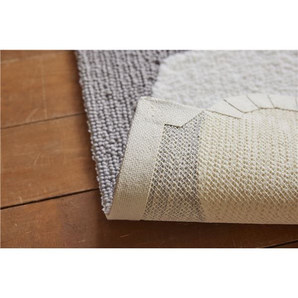 約幅45×長さ70cm