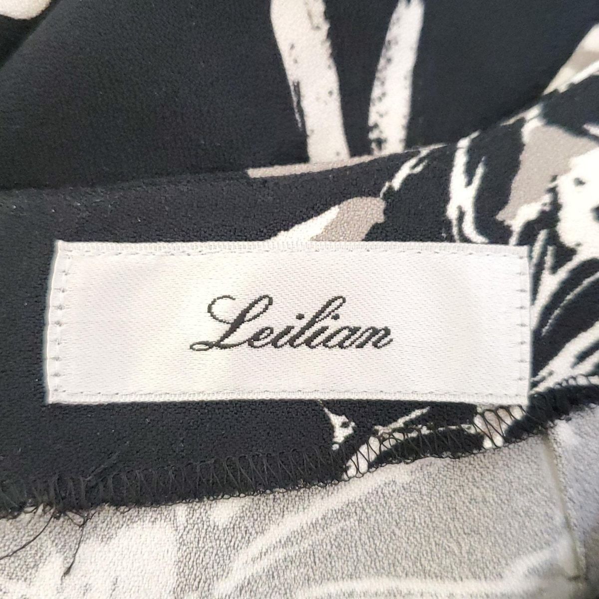レリアン Leilian カットソー （アイボリー） - ファッション