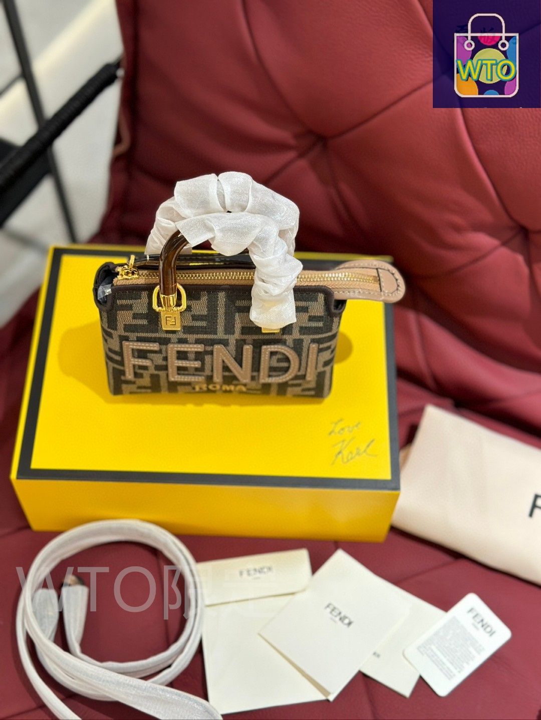 今日特価】FENDI Mini Top Handle Bag フェンディ ミニ トップ
