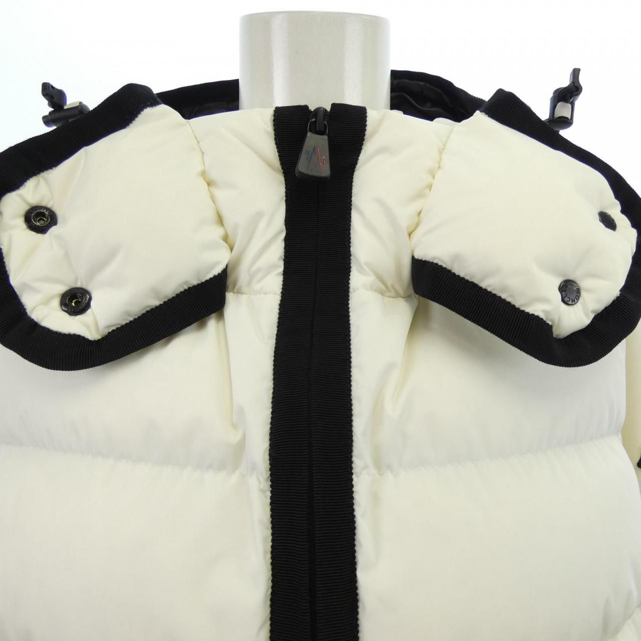 ダウンジャケット