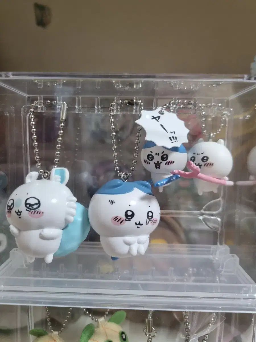 【雷市場（ポンジャン）商品韓国直送】 ちいかわ キーホルダー ガチャ セール (カラユ) など