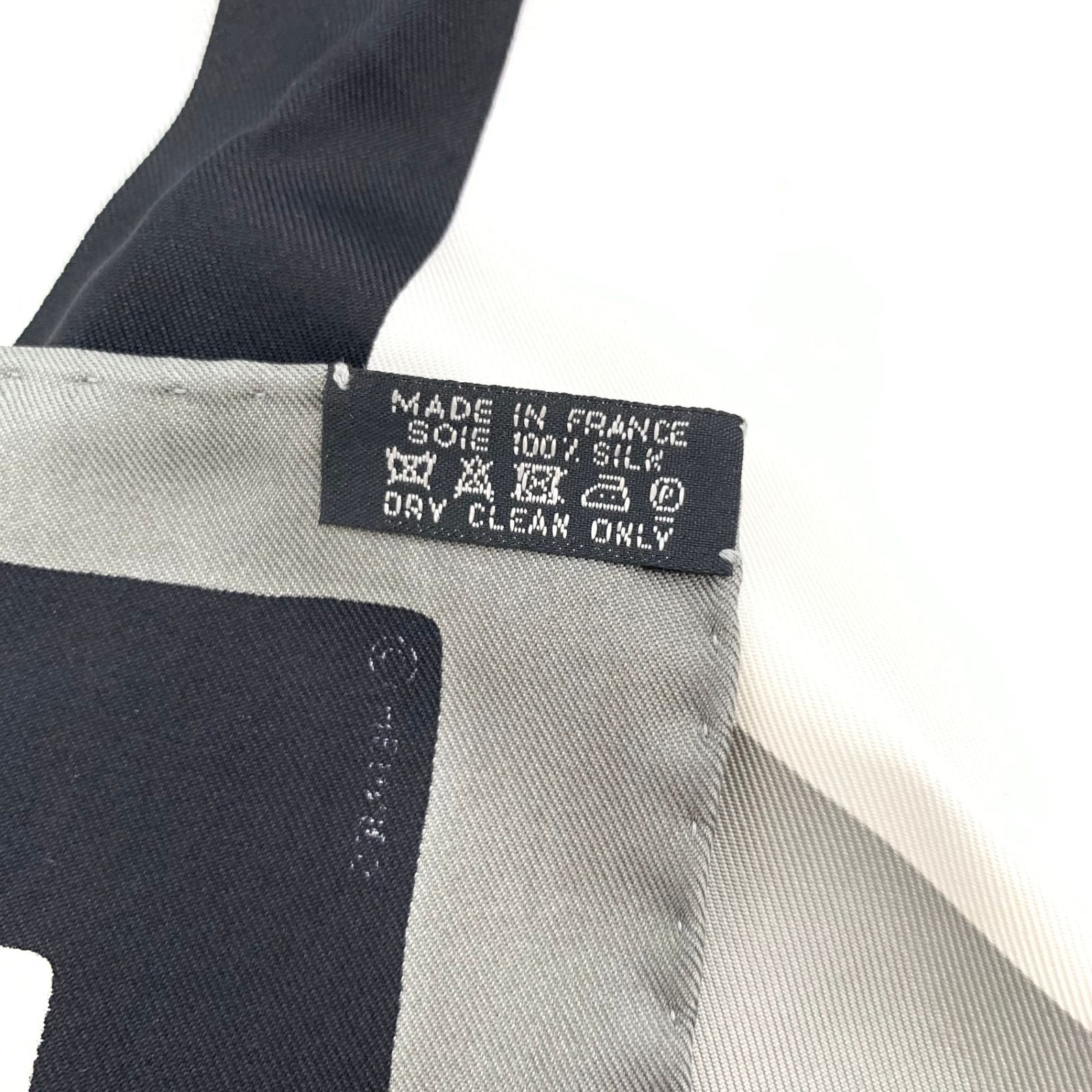 極美品 HERMES エルメス カレ90 Zeta de Nathalie du Pasquier
