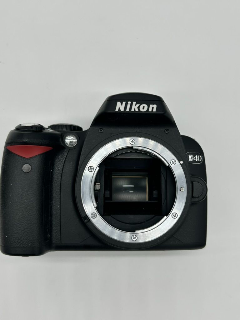 Nikon D40 デジタル一眼レフカメラ　レンズセット Amazon | Nikon デジタル一眼レフカメラ D40 レンズキット