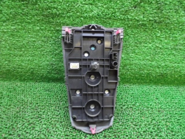 9FH3568 GD2 トヨタ ヴィッツ SCP90 前期型 アイル エアコン