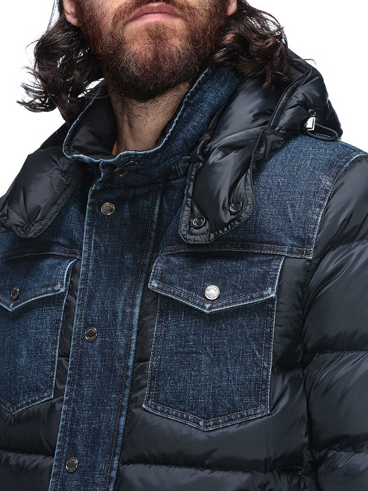 ダウンジャケット