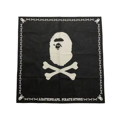 A BATHING APE(アベイシングエイプ) 海賊 格納 バンダナ ブラック/ホワイト