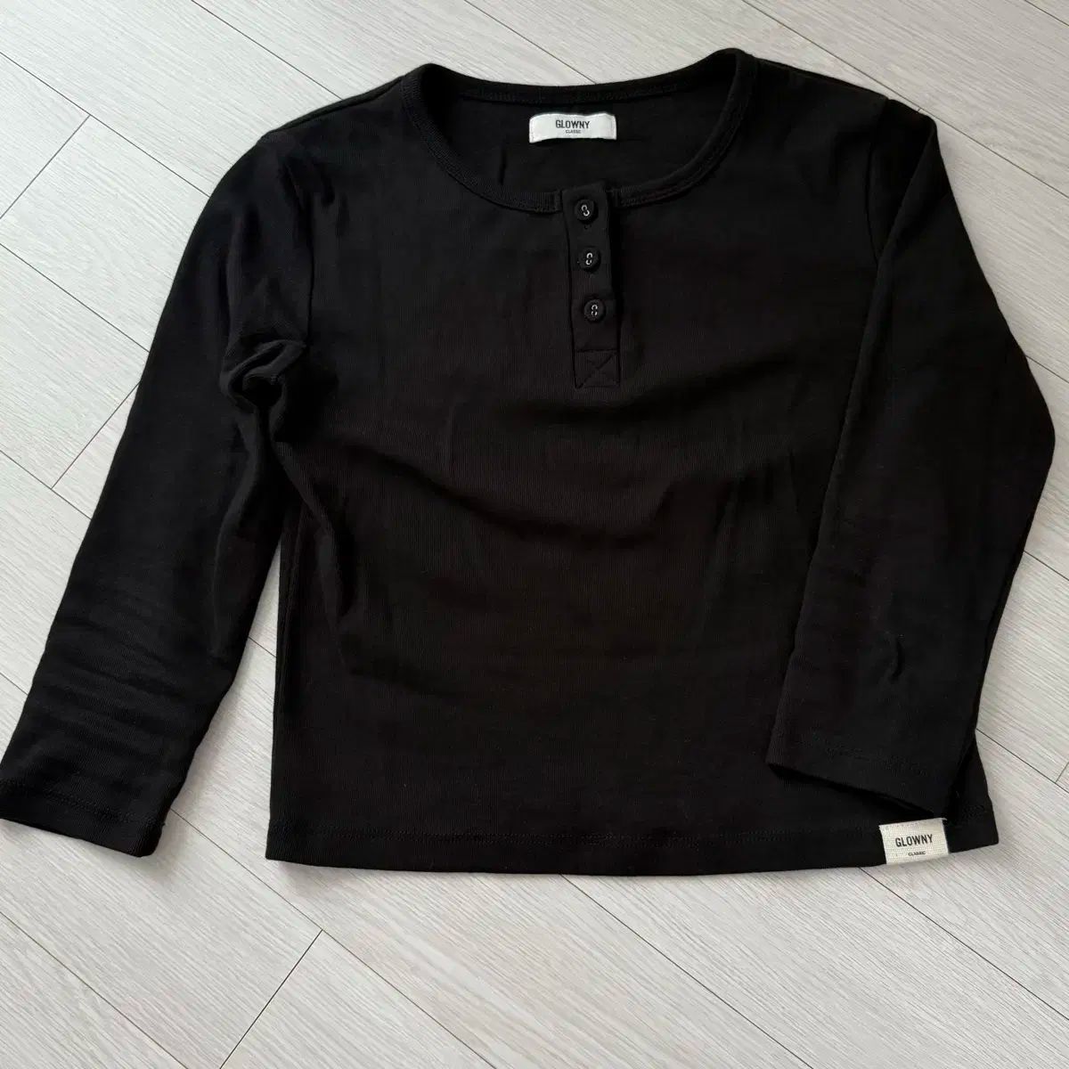 GLOWNY(グロウニー) 3 ／ 4 BUTTON FLY TEE 長袖Tシャツ - メルカリ