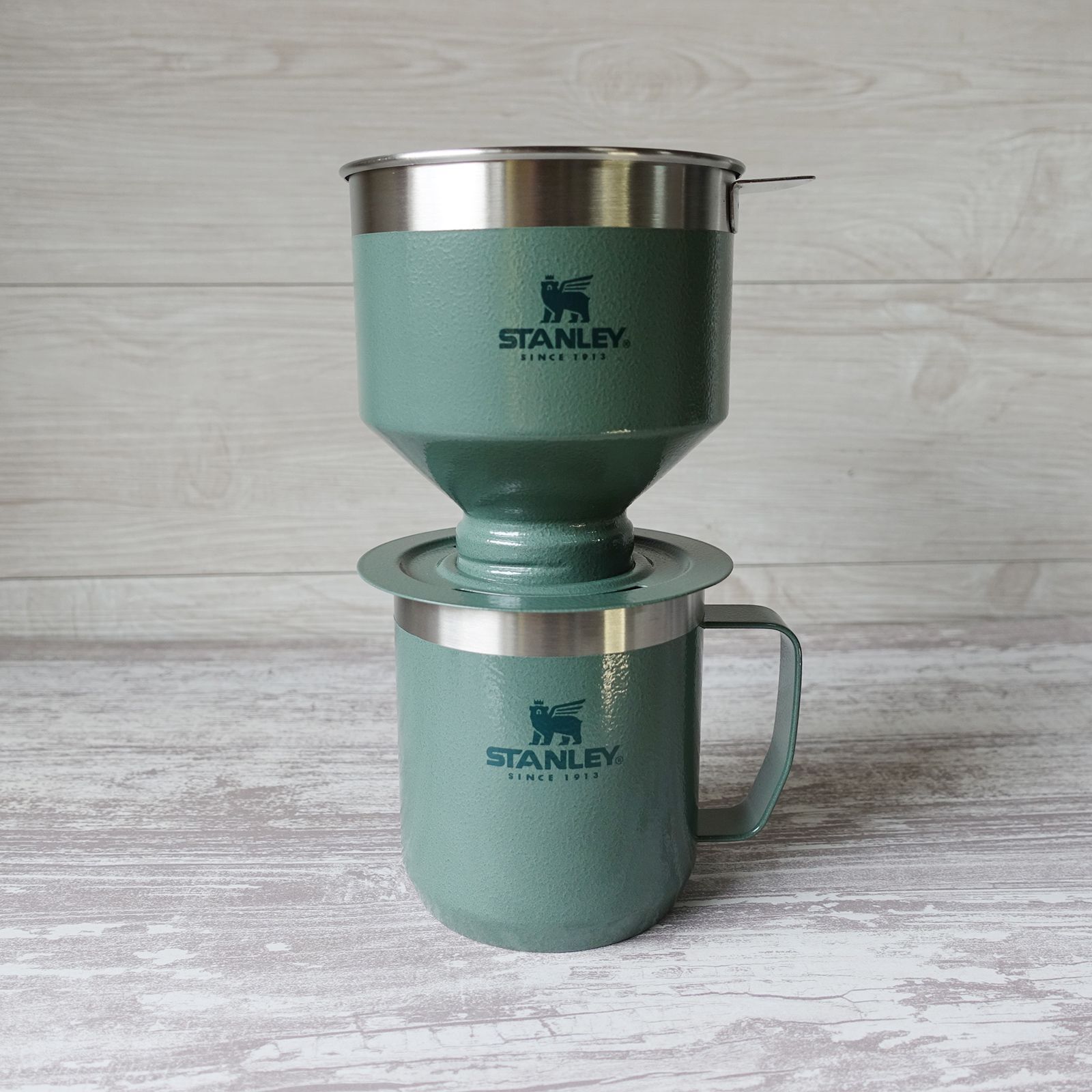 超メルカリ市値下げ　新品未使用品　スタンレー　キャンプマグ354ml 4個セット Amazon.co.jp: スタンレー レジェンダリー キャンプマグ 354ml(12oz