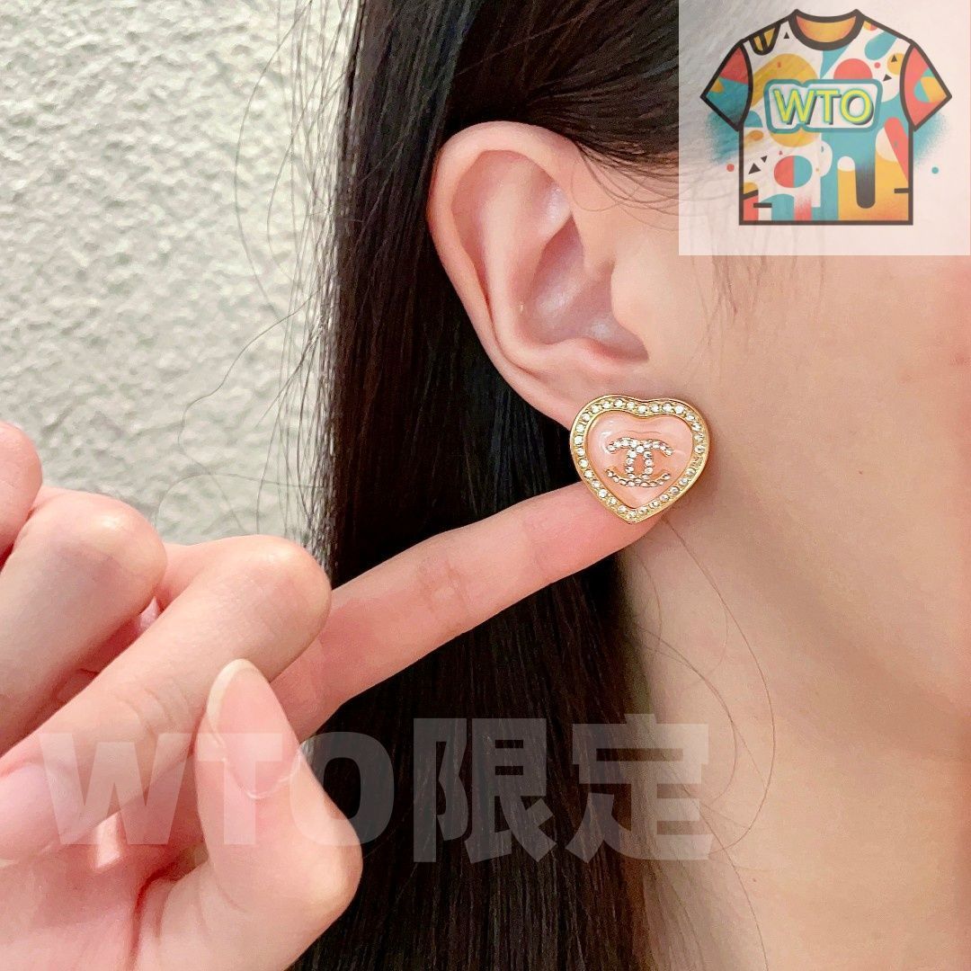 今日WTO】Chanel ヴィンテージ アルファベット ピアス！送料無料