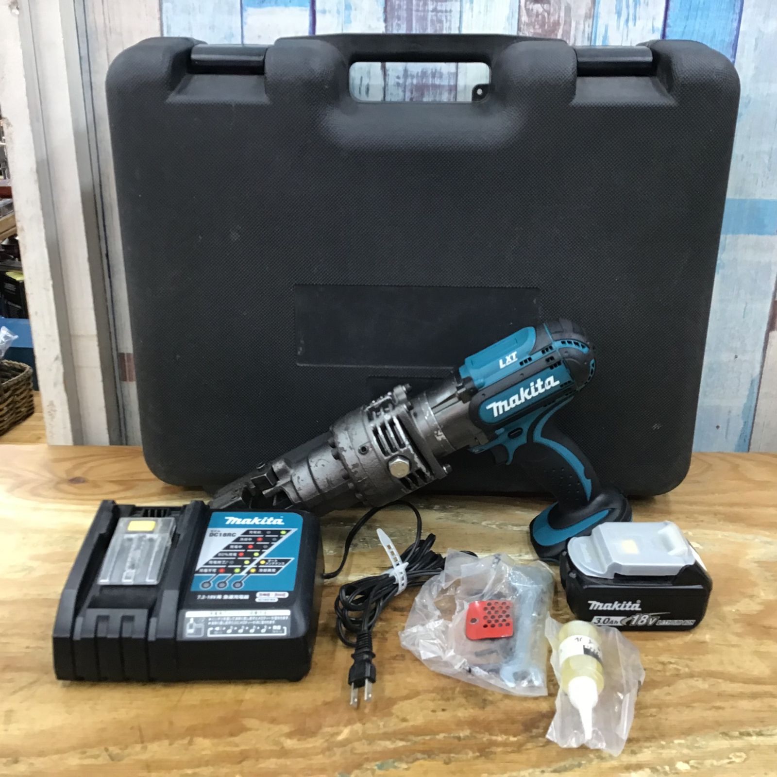 マキタ makita コードレス鉄筋カッター SC162DRF 柏店