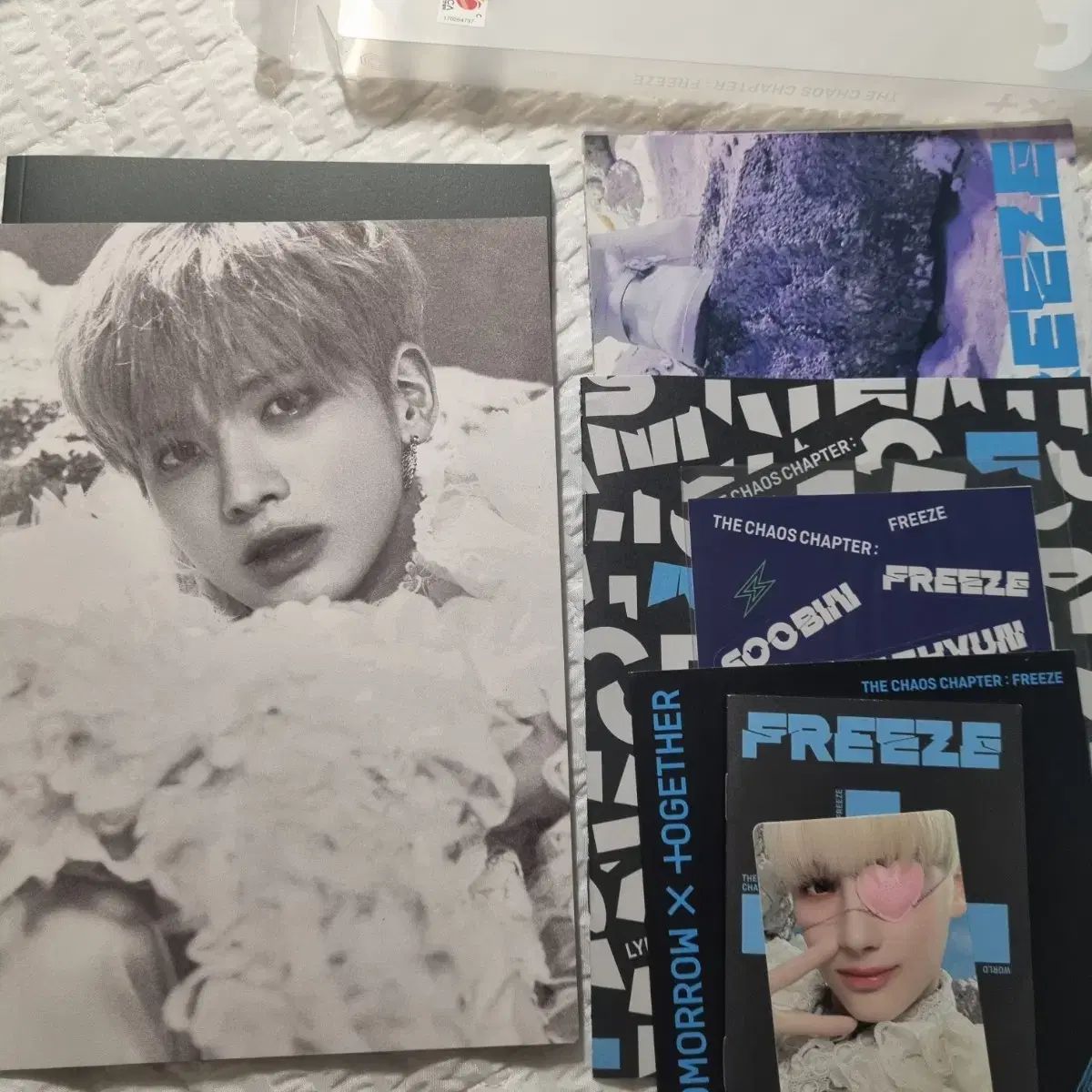 TOMORROW X TOGETHER(TXT) FREEZE アルバム トレカ 付き フォト