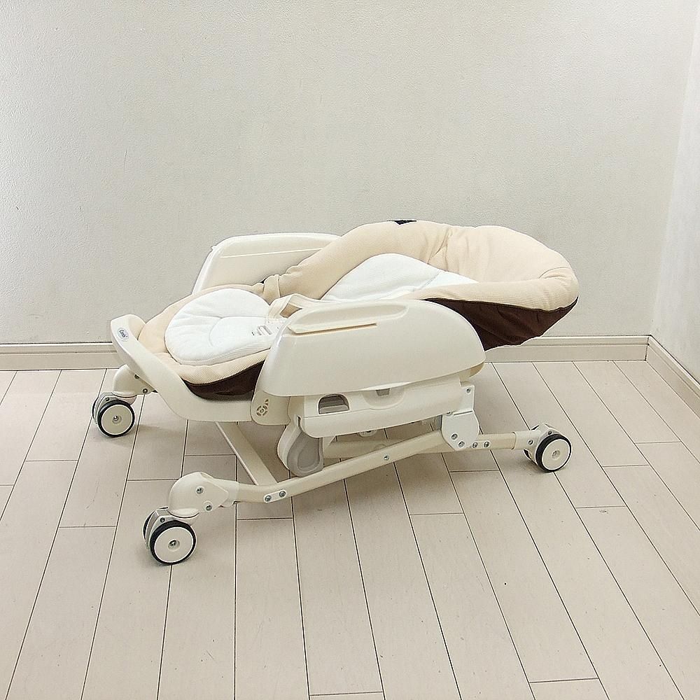 美品 手動 ハイローチェア 中古 コンビ ネムリラ ラック&チェア 美品 手動 ハイローチェア 中古 コンビ ネムリラ ラック&チェア