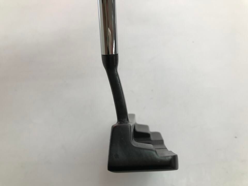 ガンメタルIP パター