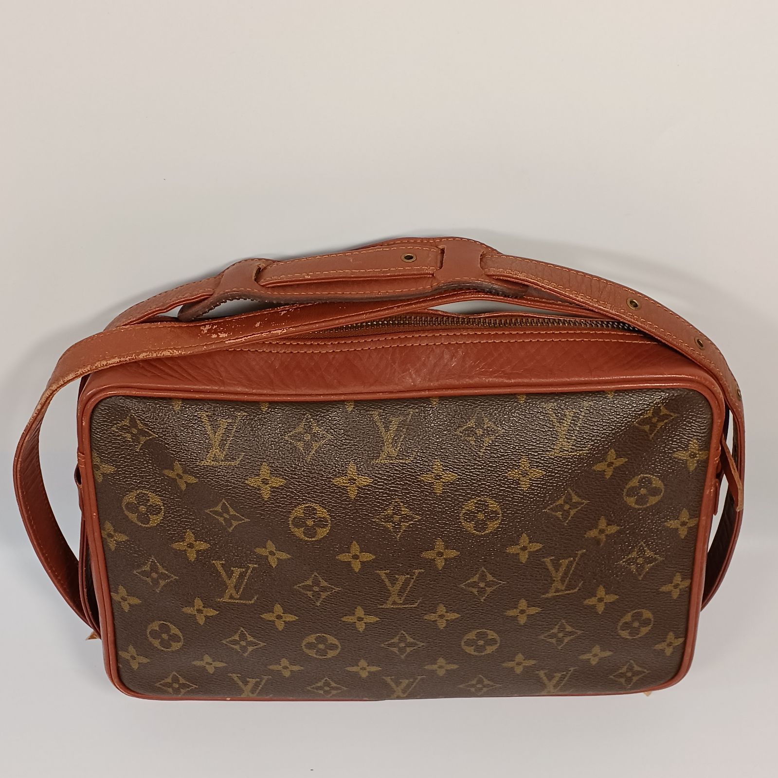 ルイヴィトン サックバンドリエール ショルダーバッグ モノグラム