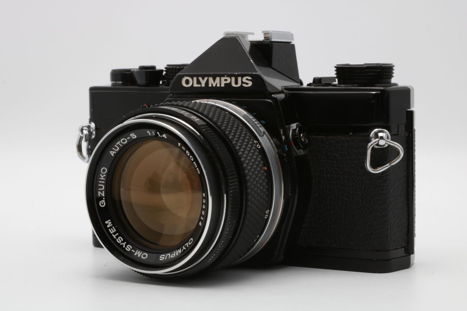 OM-1