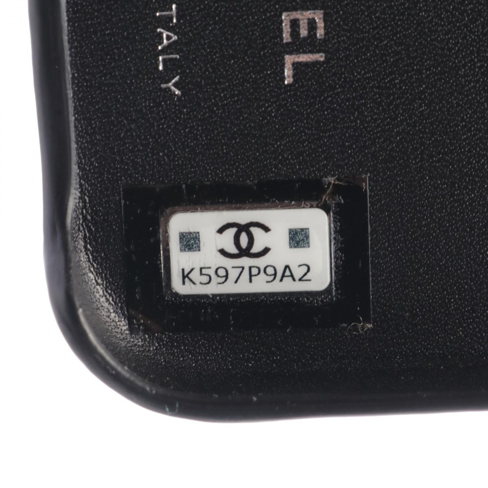 CHANELシャネル◇iPhone15pro AP4121ラムスキンスマホケース