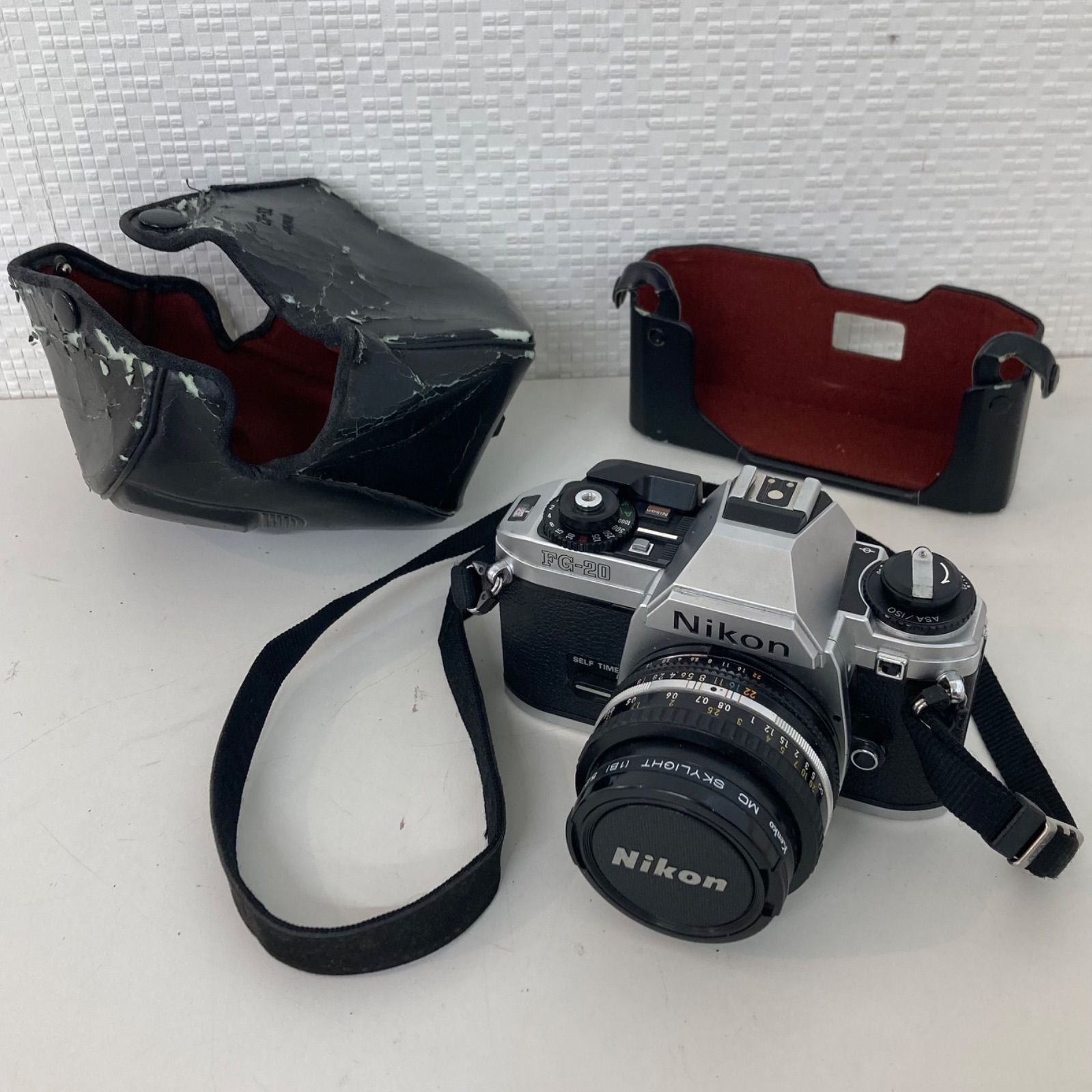 Nikon フィルムカメラ FG-20 ニコン ブラック シルバー レンズ