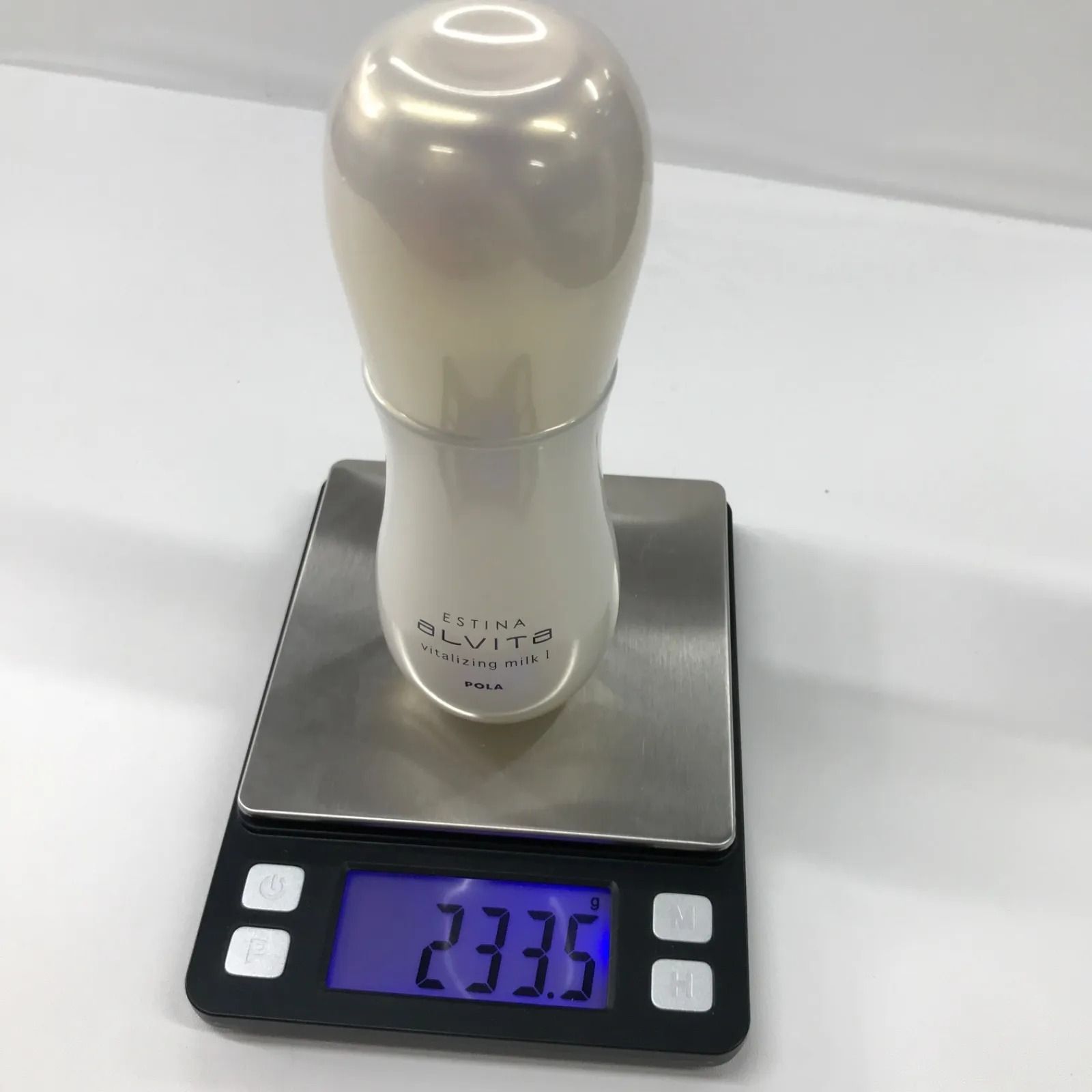 Be bouncy. / ビーバウンシー】美白リンクルファンデーション