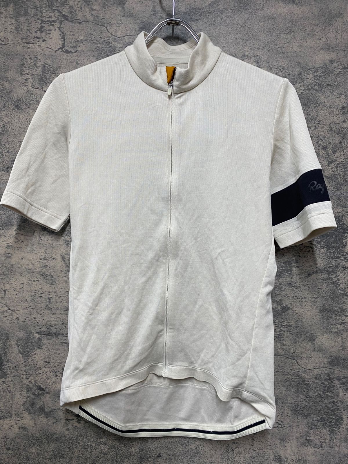 Rapha CLASSIC JERSEY 半袖 サイクルジャージ Mサイズ Raphaジャージ ClassicとProTeam比較！【ロードバイク】 - YouTube