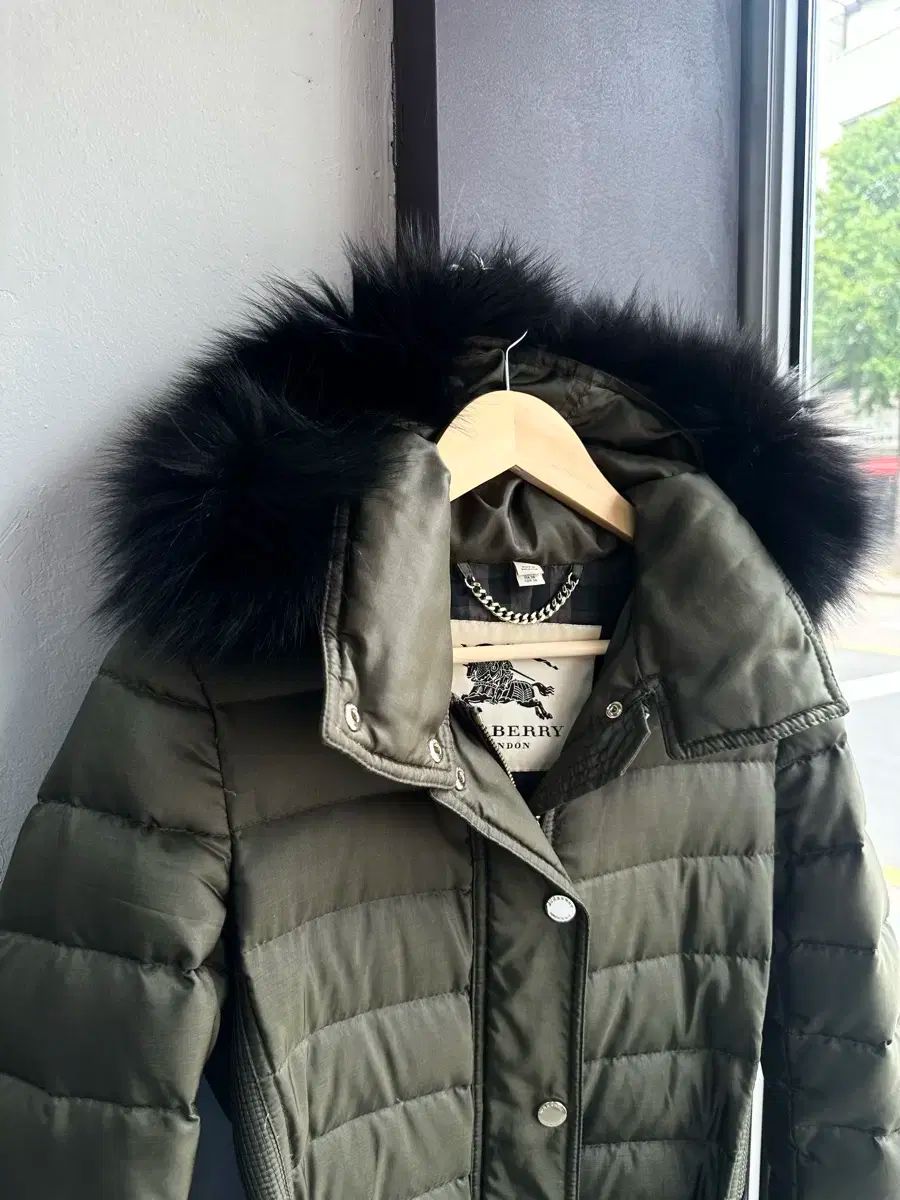 BURBERRY 　バーバリー ベルト付きダウンジャケット BURBERRY バーバリー アウター コート ベルテッドダウン