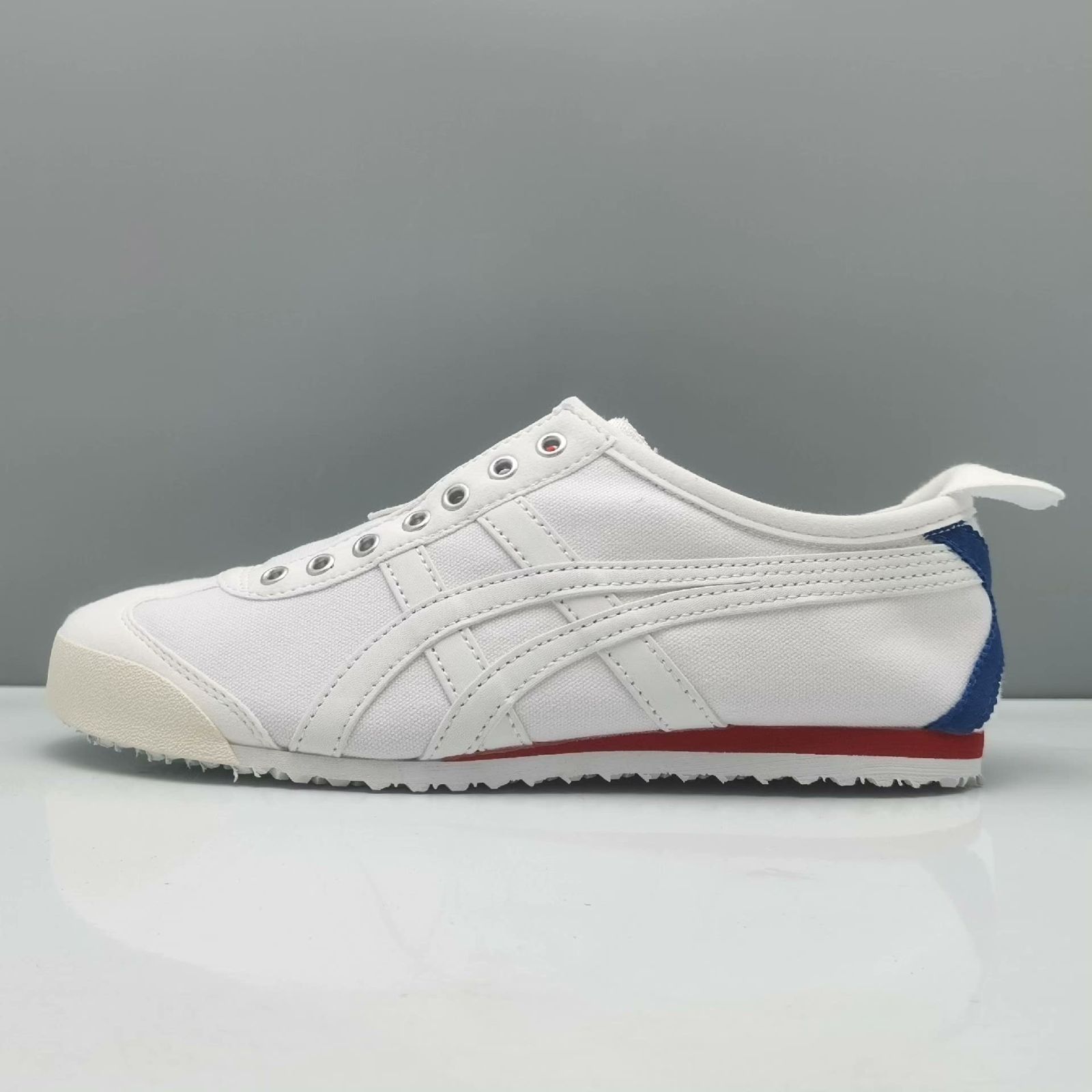 新品未使用 オニツカタイガー Asics Onitsuka Tiger MEXICO 66  D3KON-100