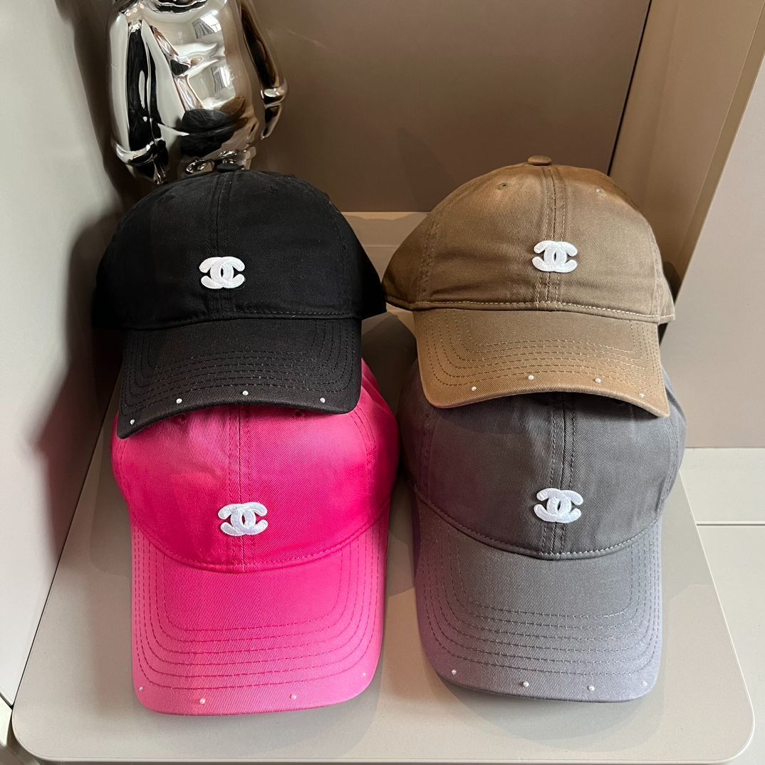 Chanel（シャネル）のグラデーションベースボールキャップ -MM