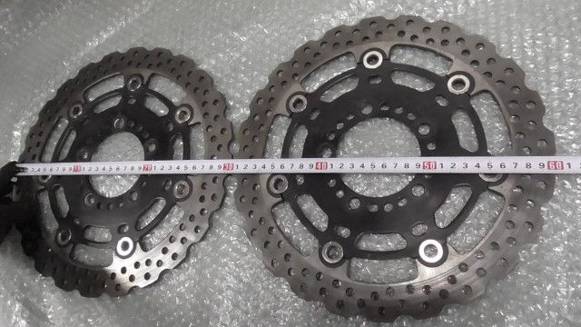 フロント 1757382844