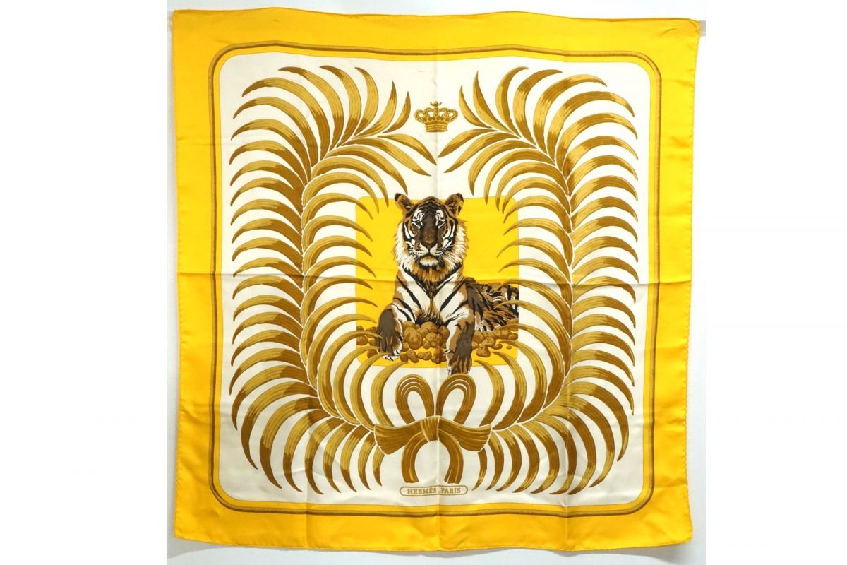 エルメス カレ90 大判 スカーフ シルク TIGRE ROYAL 王者の虎 ストール ショール 黄色 イエロー HERMES 2129k