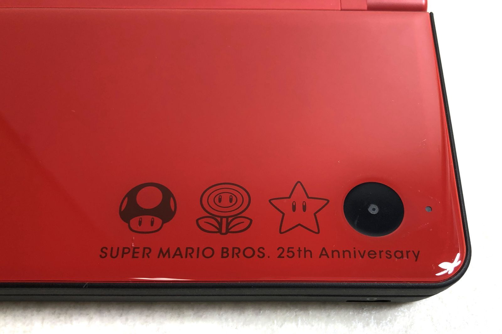 ニンテンドーDSi LL スーパーマリオブラザーズ25th Nintendo DS LL