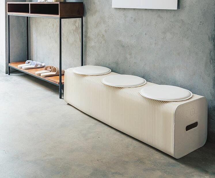 三人用INS世界で な椅子