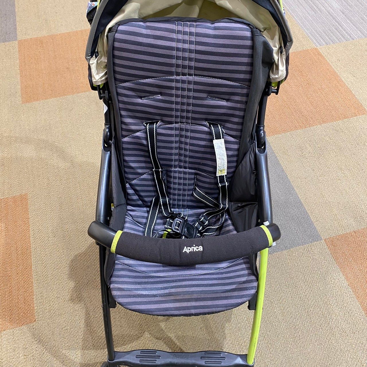 未使用☆Aprica(アップリカ) B型ベビーカー マジカルエアーAG カーキ マジカルエアー AE | ベビーカー・チャイルドシートのアップリカ