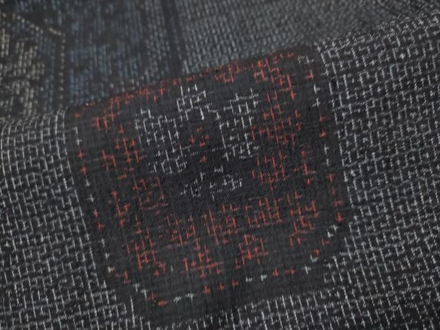 平和屋着物○本場結城紬 重要無形文化財 80亀甲 亀甲花文 正絹 逸品  