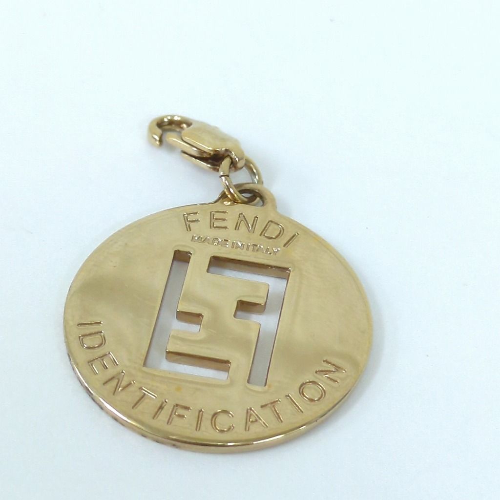 希少正規品　FENDI　ハート ラインストーン IDチャーム　ペンダントトップ 楽天市場】フェンディ FENDI オーロック ネックレス ペンダント