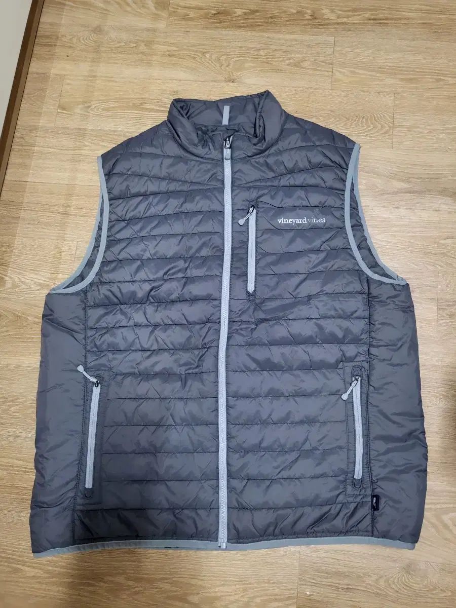【雷市場（ポンジャン）商品韓国直送】 XL vineyard vines ダウンベスト