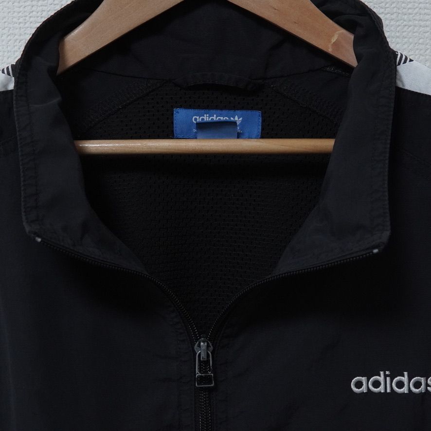 アディダス 00s 古着 ナイロンジャケット ブラック ライトアウター 刺繍ロゴ アディダス オリジナルス ナイロンジャケット XL ブラック 00s