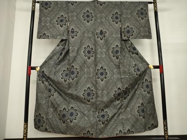 逸品 本場大島紬 龍郷大島紬 市松の粋な絣 正絹 AK-7610 平和屋着物□希少 本場大島紬 龍郷絣 逸品 未使用 CYAA2895s5