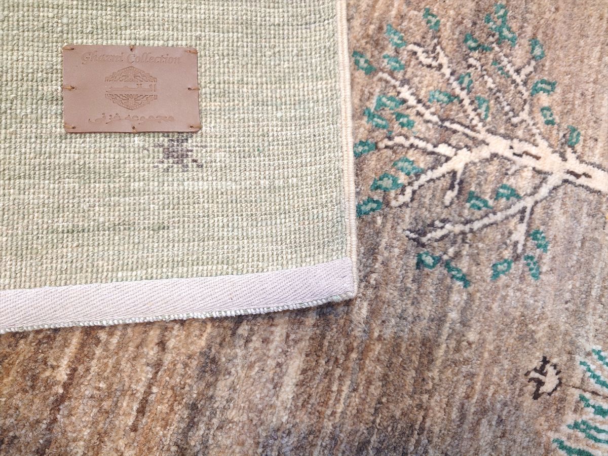 ガゼニラハット