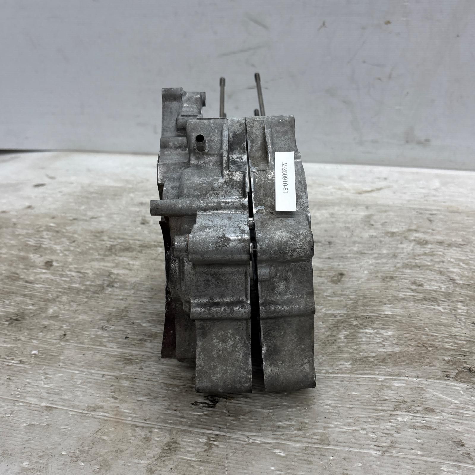 HONDA スーパーカブ50 AA04 クランクケース ホンダ