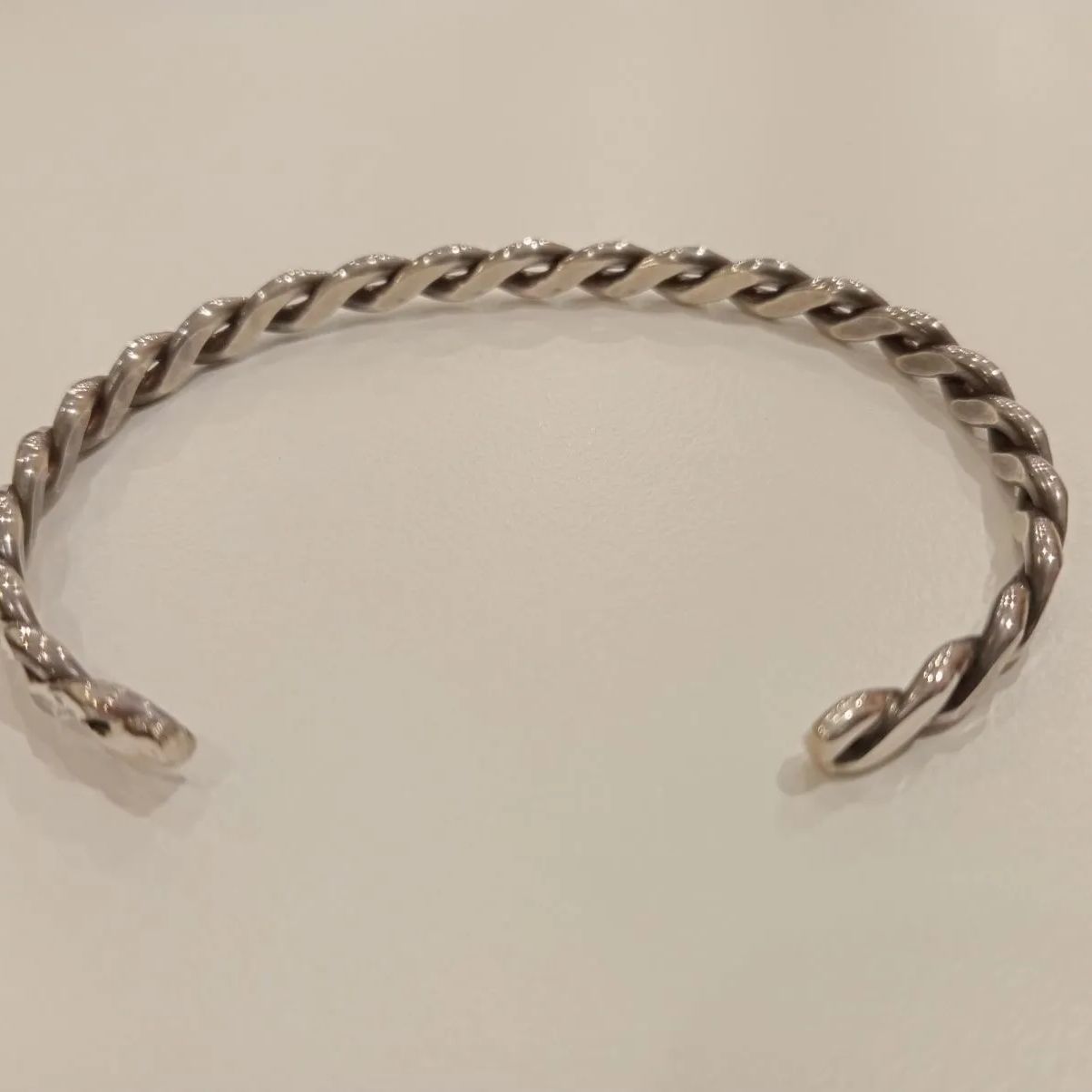 NEW/ 新品】INDIAN JEWELRY NAVAJO Twist Bangle シルバー